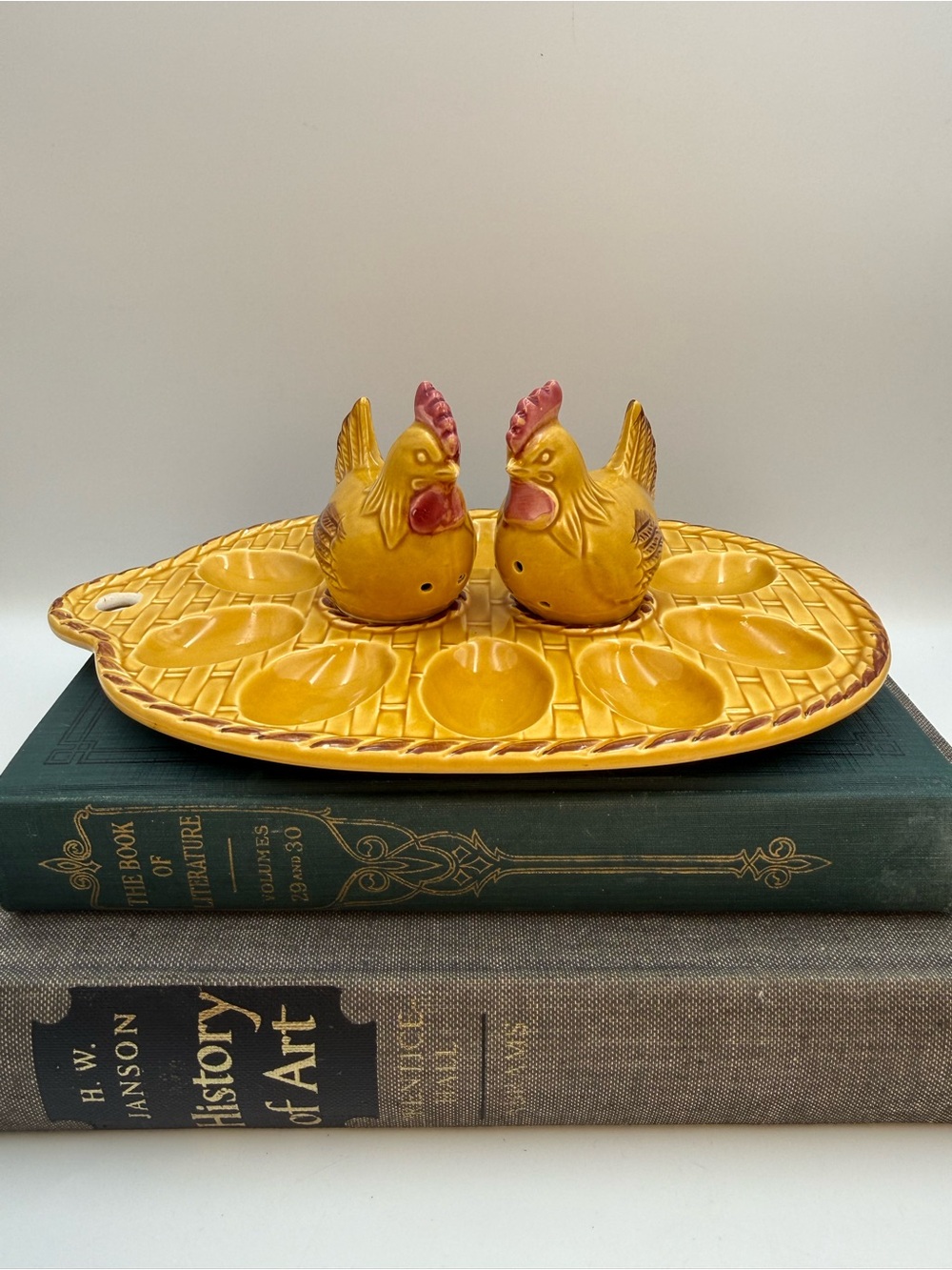 Vintage Chicken Salt & Pepper Deviled Egg Platter Plate Mustard Yellow, Japan